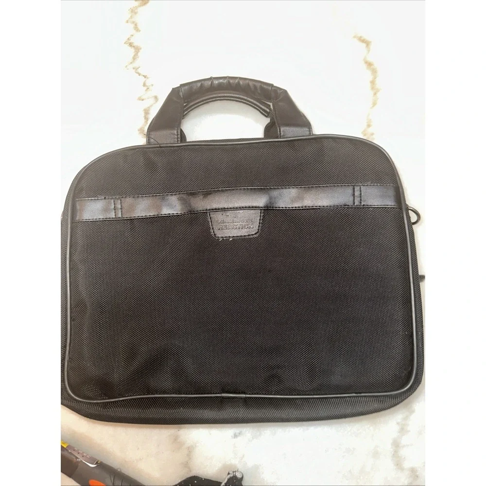 KENNETH COLE‎ REACTION MESSENGER BAG Black Leather R-TECH Briefcase Laptop